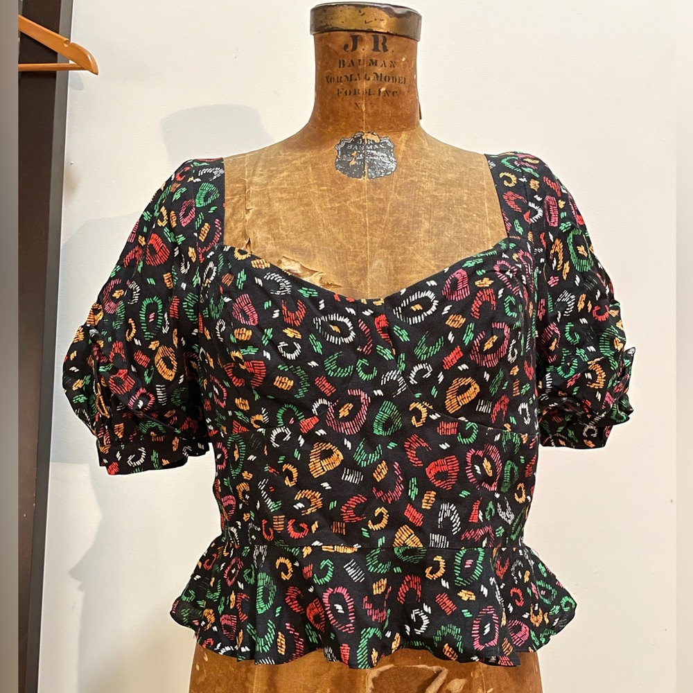 FARM Rio Colorful Top size Large (never worn)